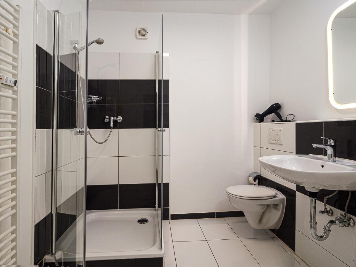 Gemuetliche & Individuelle Ferienwohnungen In Krefeld - Junik Apartments Εξωτερικό φωτογραφία