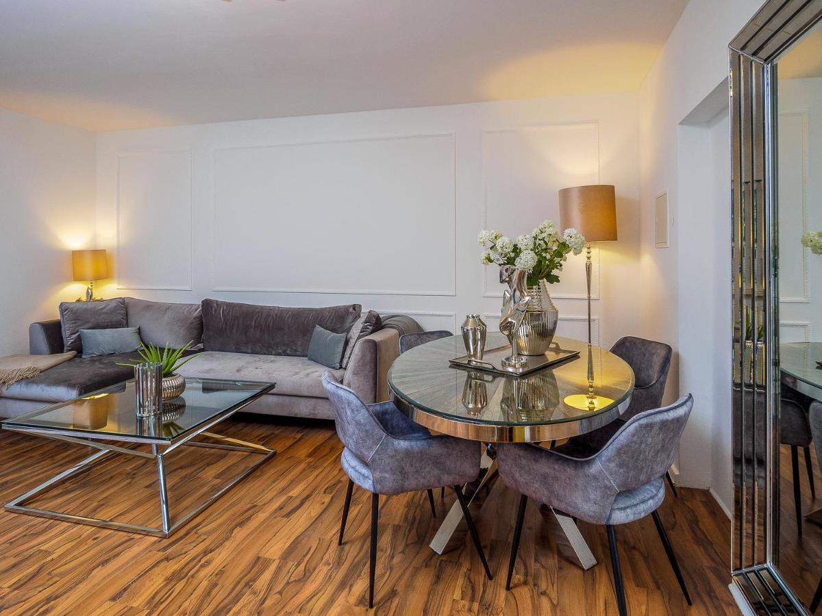 Gemuetliche & Individuelle Ferienwohnungen In Krefeld - Junik Apartments Εξωτερικό φωτογραφία