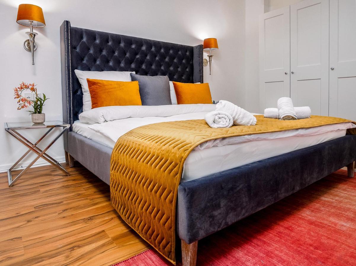 Gemuetliche & Individuelle Ferienwohnungen In Krefeld - Junik Apartments Εξωτερικό φωτογραφία