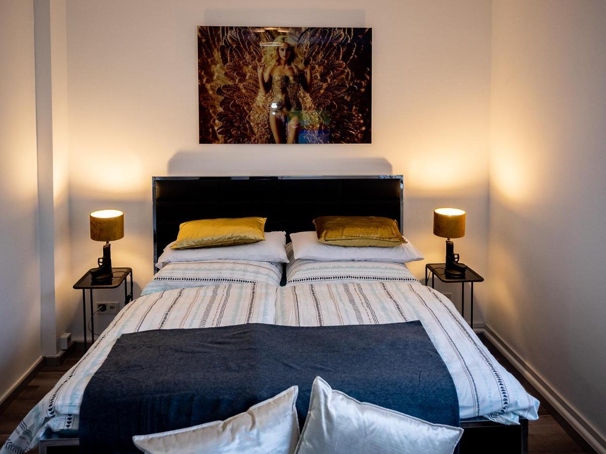 Gemuetliche & Individuelle Ferienwohnungen In Krefeld - Junik Apartments Εξωτερικό φωτογραφία