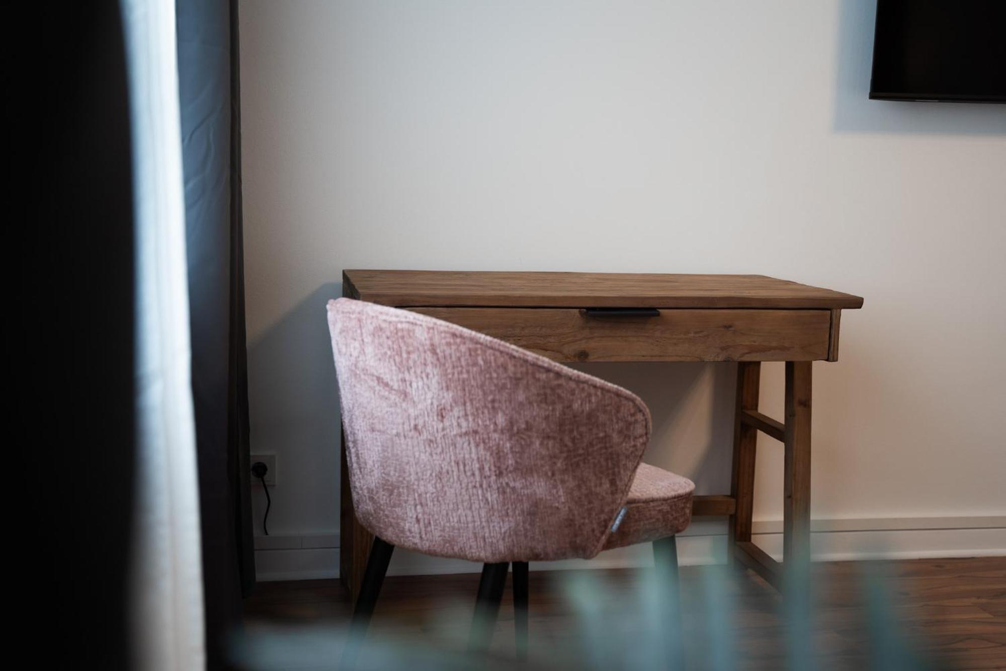 Gemuetliche & Individuelle Ferienwohnungen In Krefeld - Junik Apartments Εξωτερικό φωτογραφία